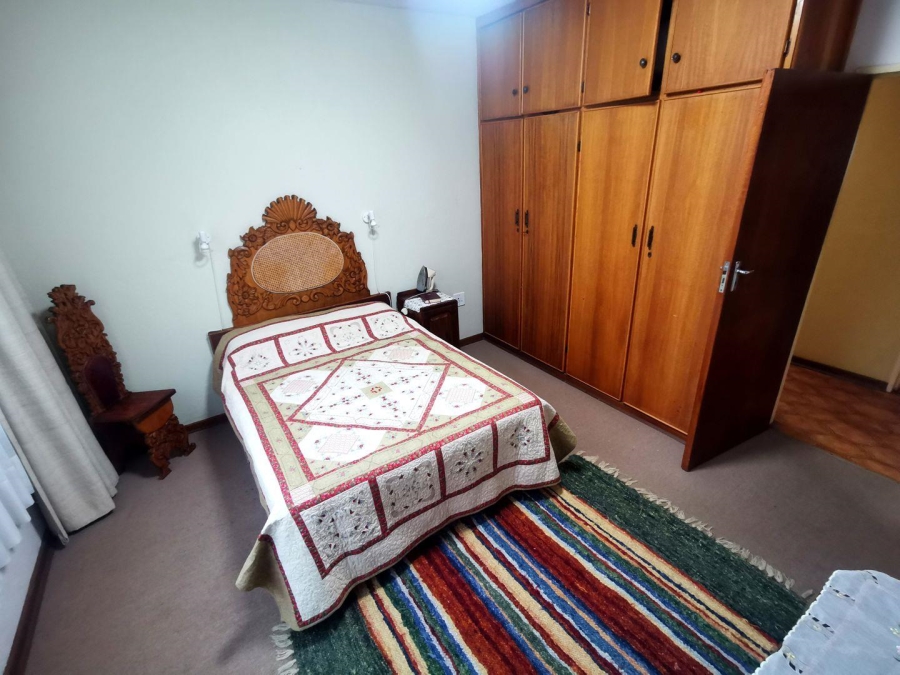 5 Bedroom Property for Sale in Mooivallei Park North West